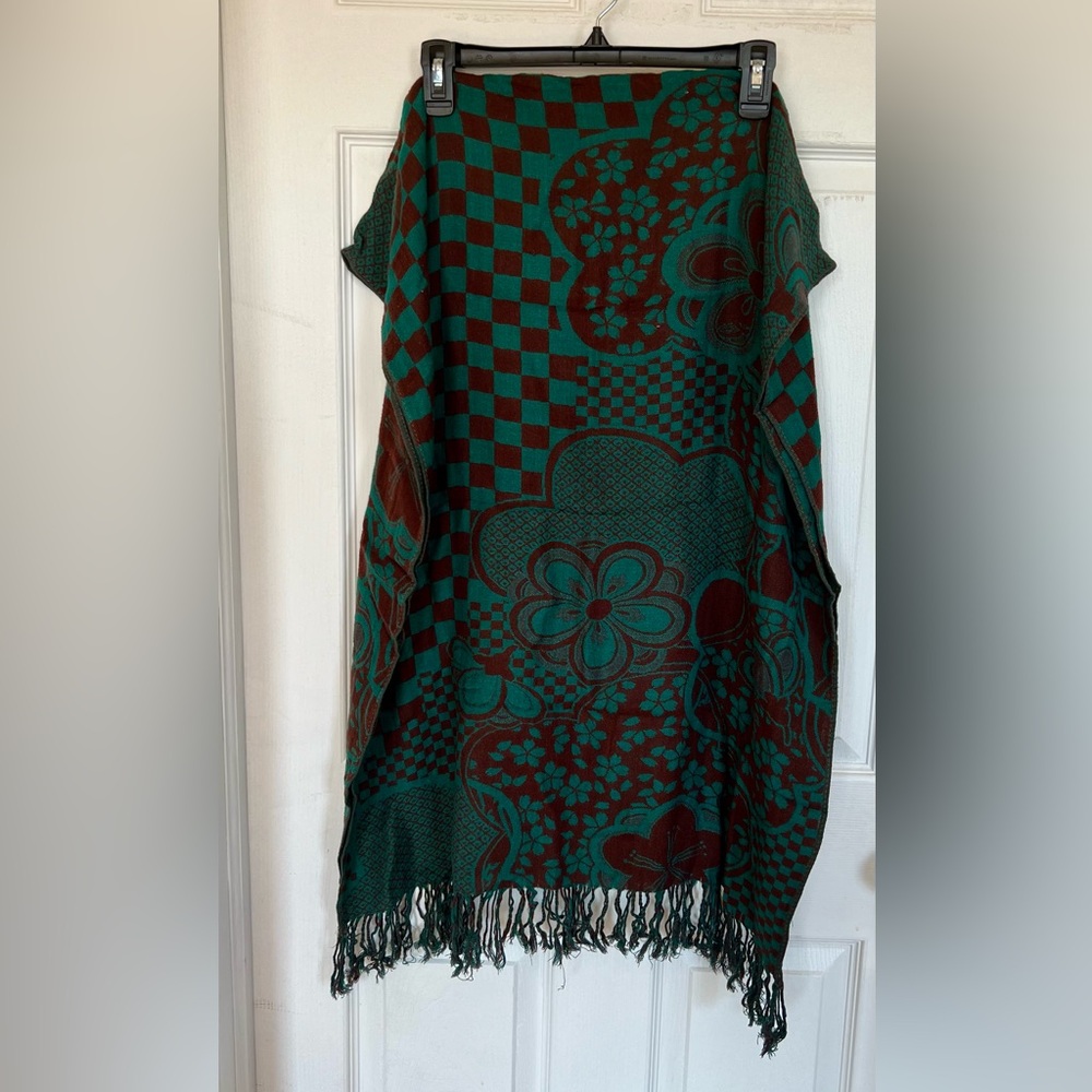Green & Red Print Scarf